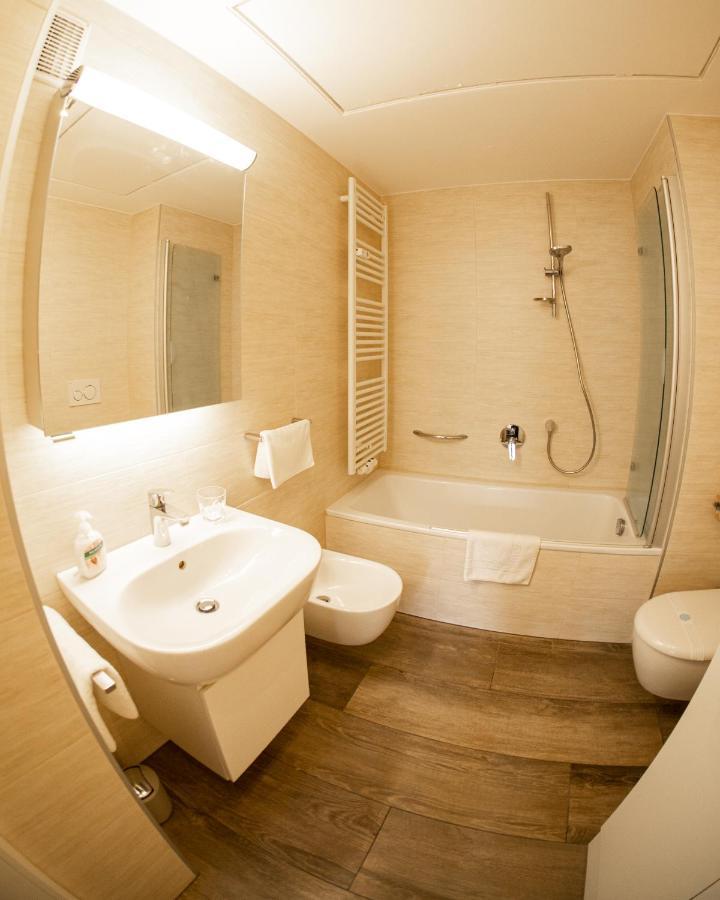 Flow Apartments Astoria Merano Extérieur photo